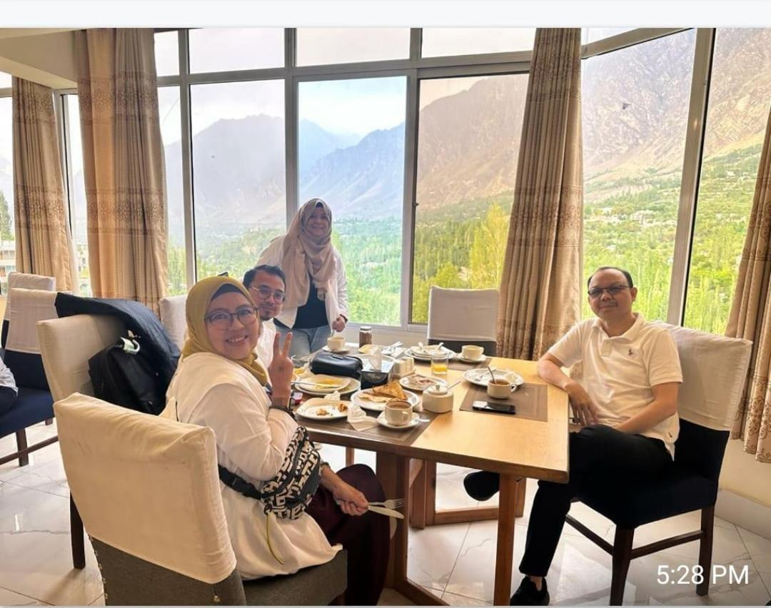 Hilltop Hotel, Hunza Karimabad  외부 사진