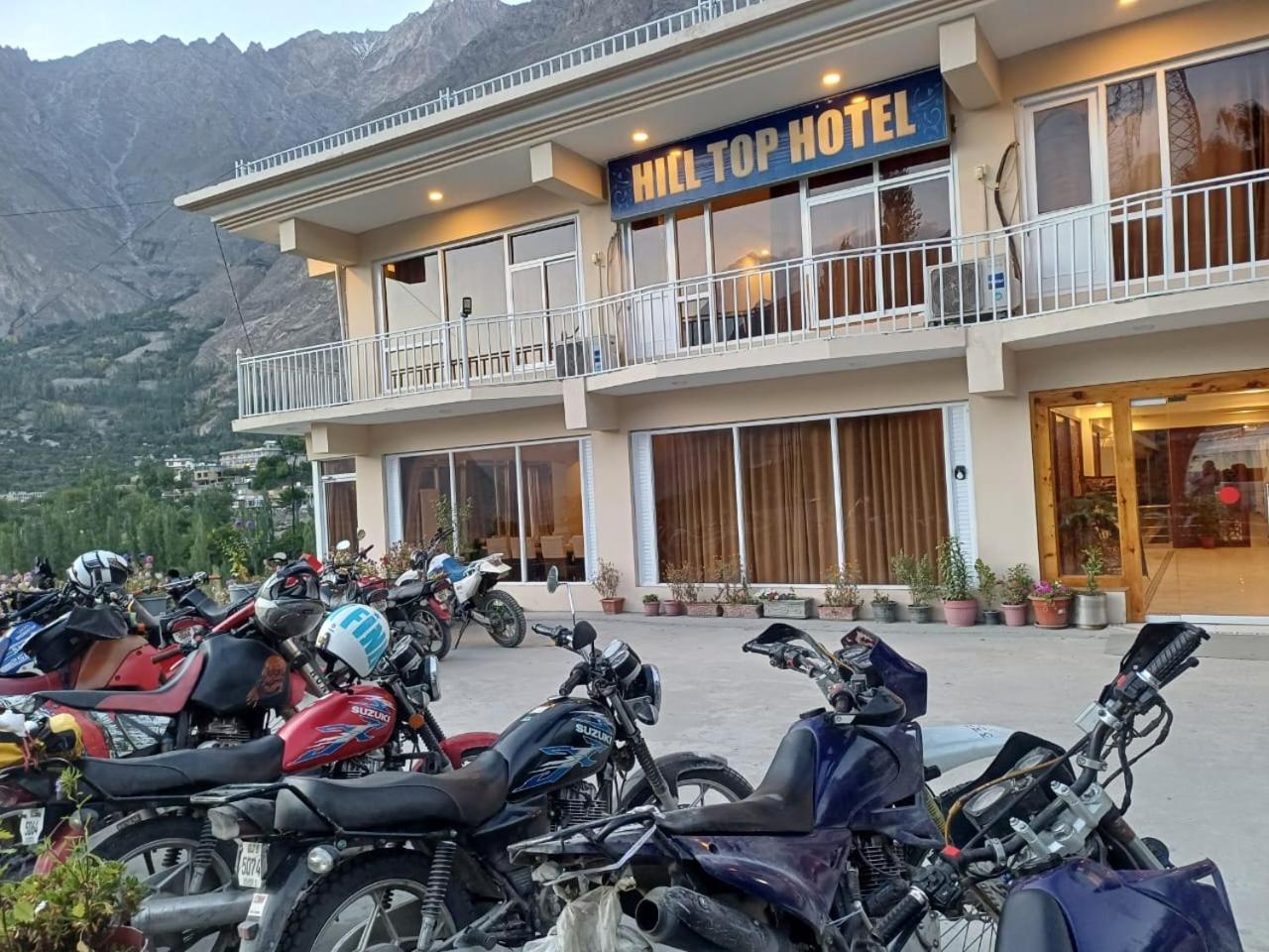 Hilltop Hotel, Hunza Karimabad  외부 사진