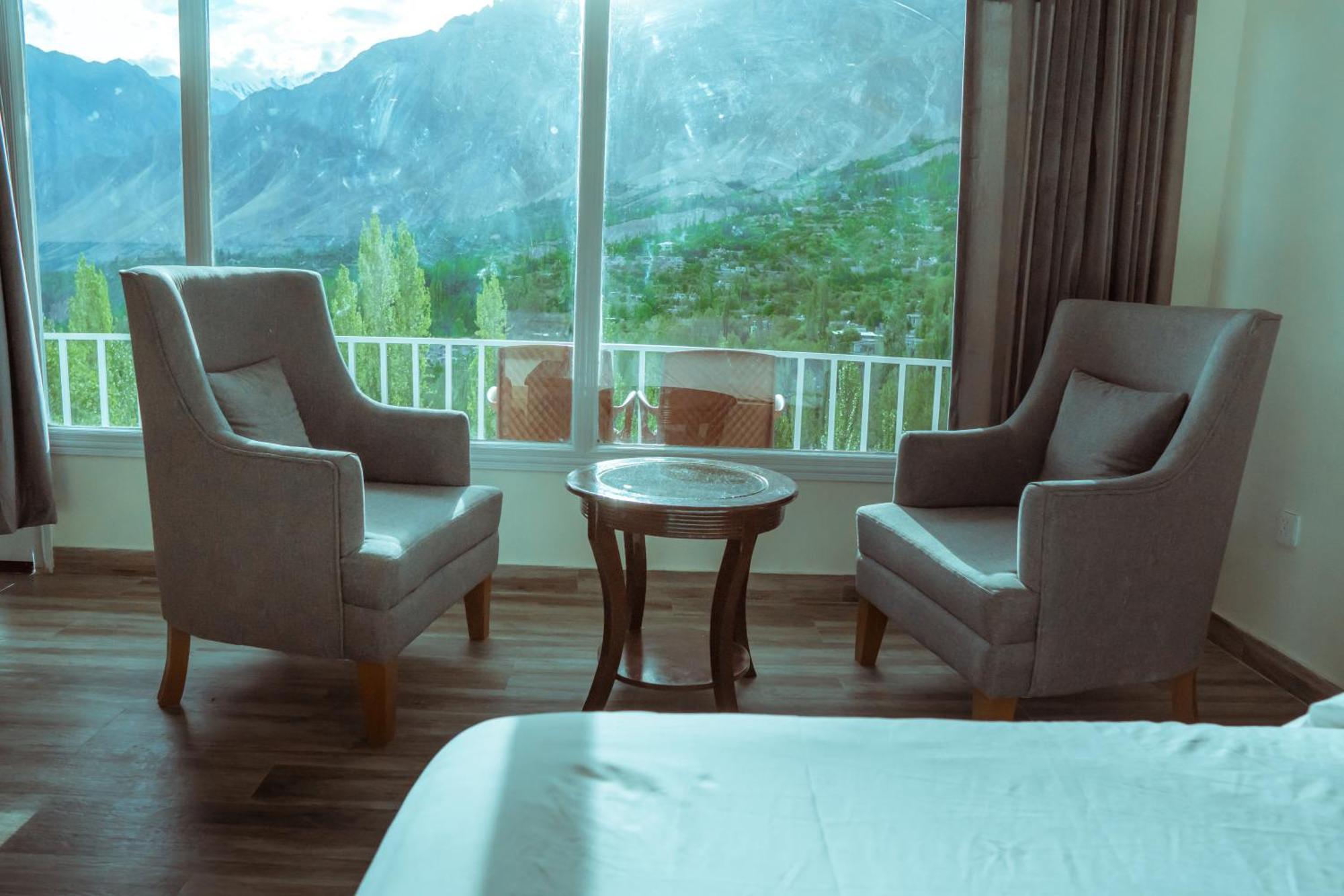 Hilltop Hotel, Hunza Karimabad  외부 사진